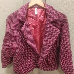 Elegant Pink Blazer with Textured Knit